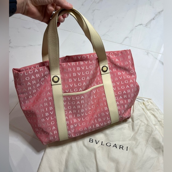 Bvlgari mania red logo tote - Picture 9 of 14